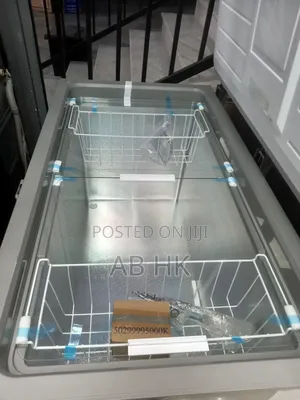 Midea479deep Freezer