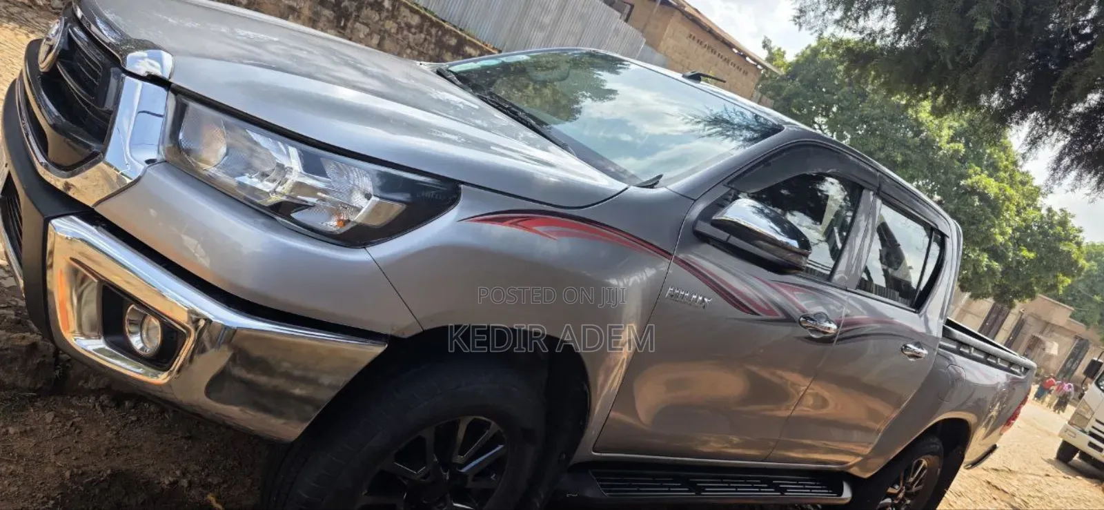 Toyota Hilux 2022 Silver