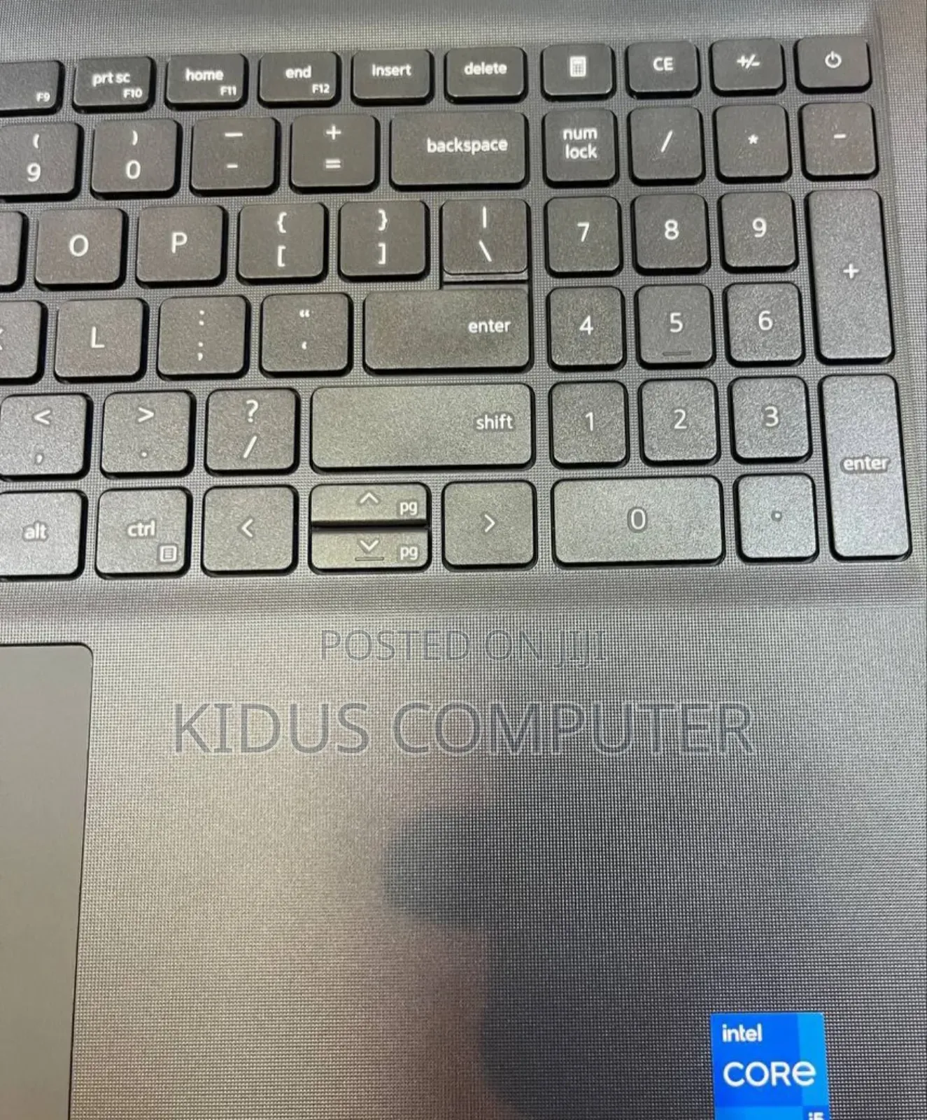 New Laptop Dell Vostro V13 8GB Intel Core I5 SSD 512GB