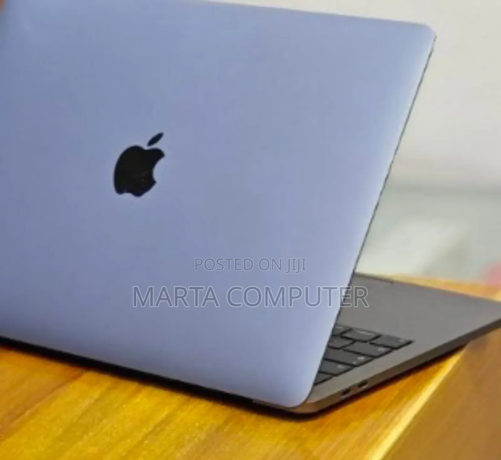 New Laptop Apple MacBook Pro 2019 8GB Intel Core I5 SSD 512GB