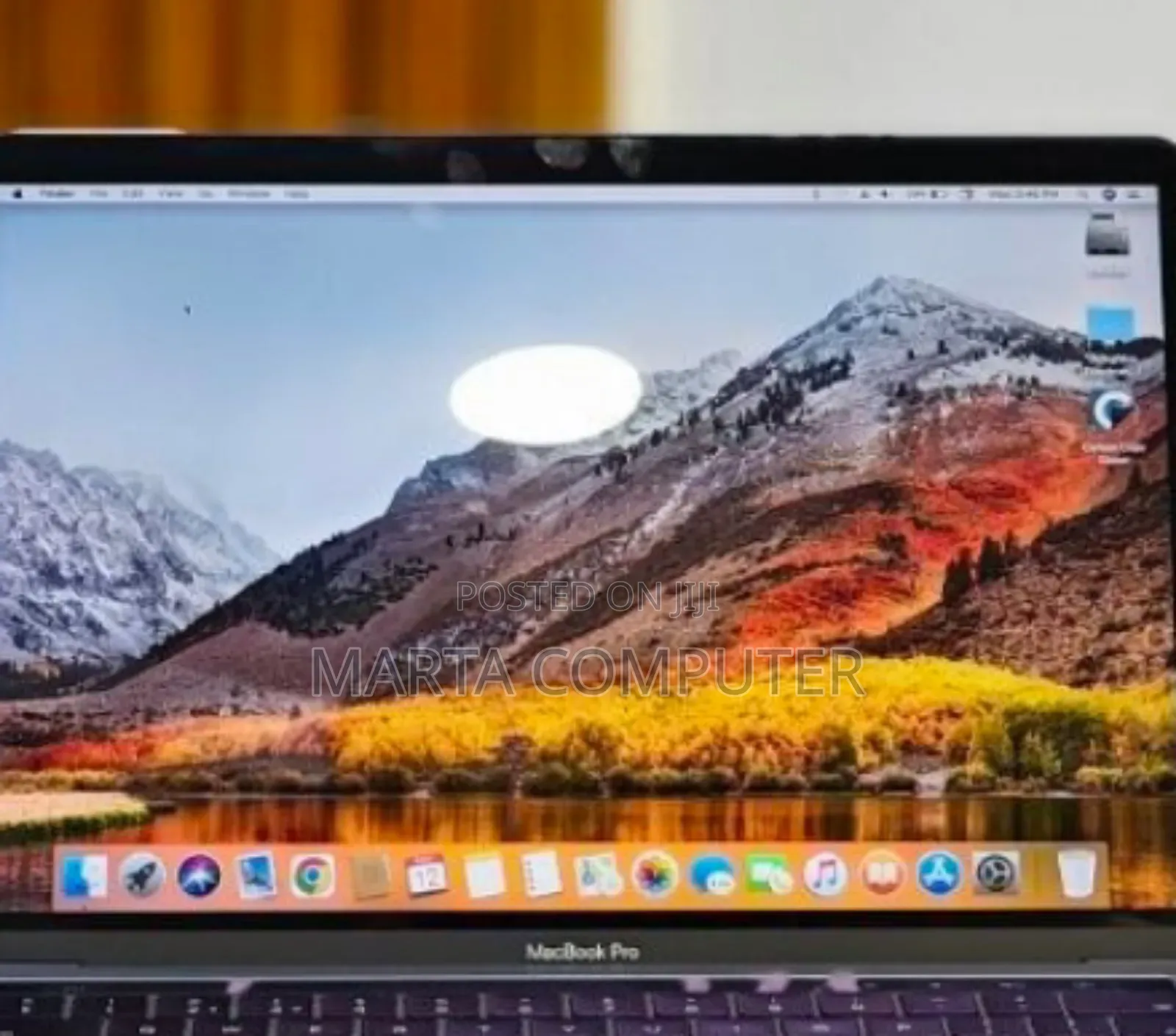 New Laptop Apple MacBook Pro 2019 8GB Intel Core I5 SSD 512GB