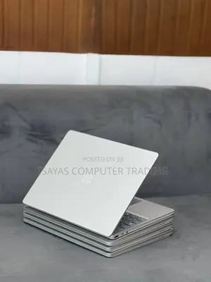 New Laptop Microsoft Surface 16GB Intel Core I5 SSD 512GB