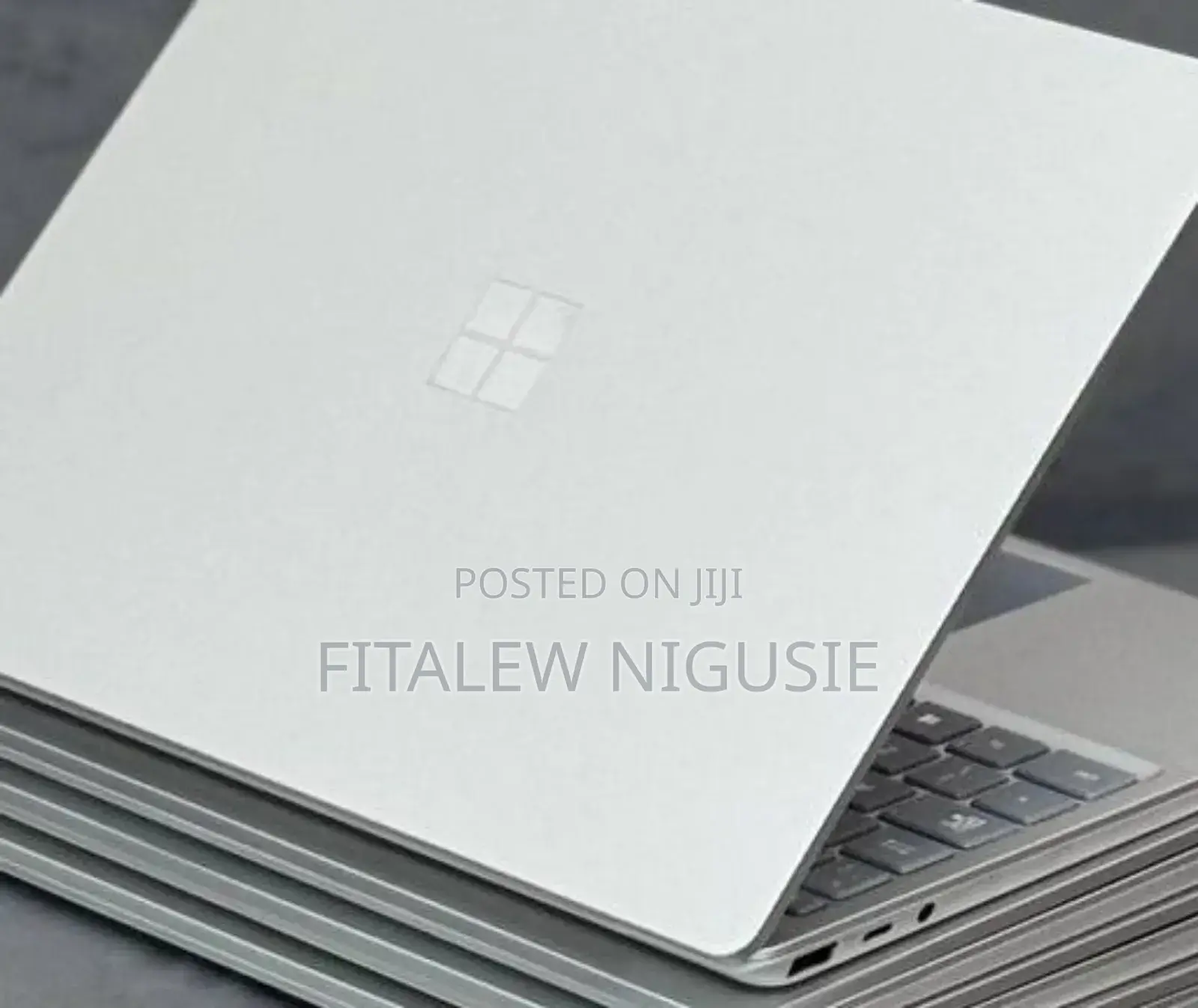 New Laptop Microsoft Surface 8GB Intel Core I5 SSD 512GB