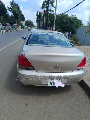 Nissan Sunny 2010 Black