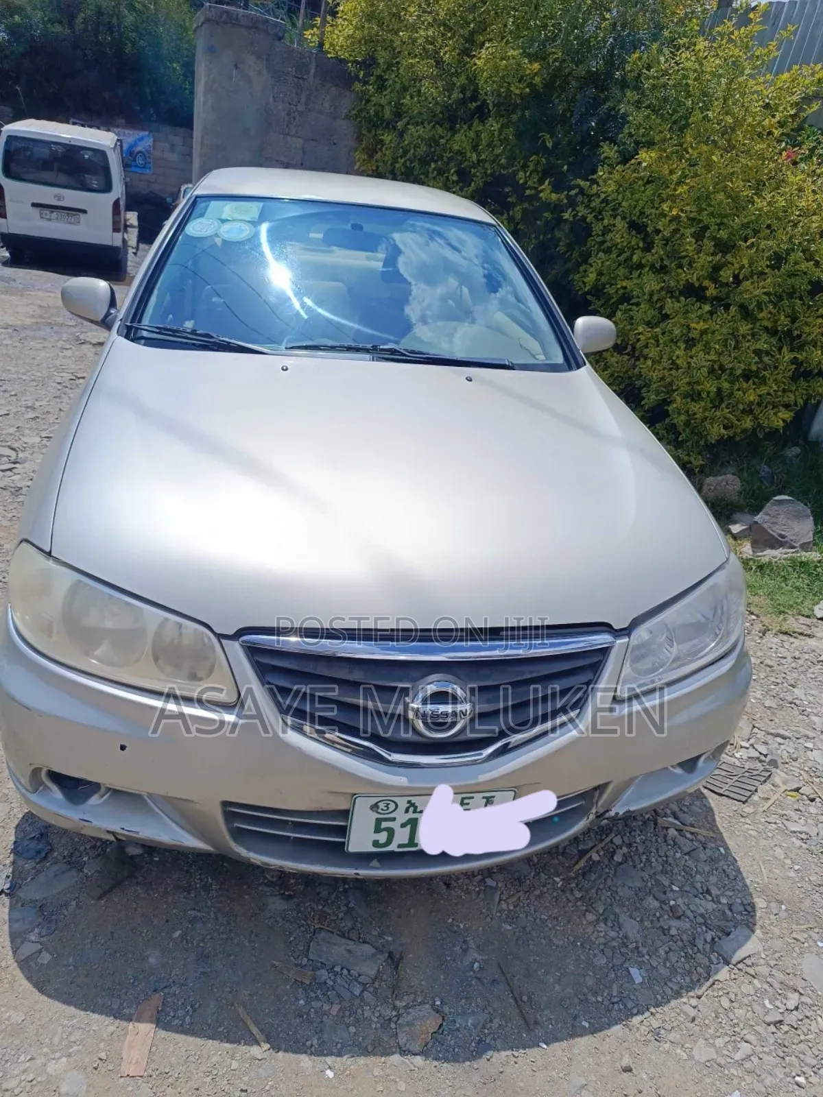 Nissan Sunny 2010 Black