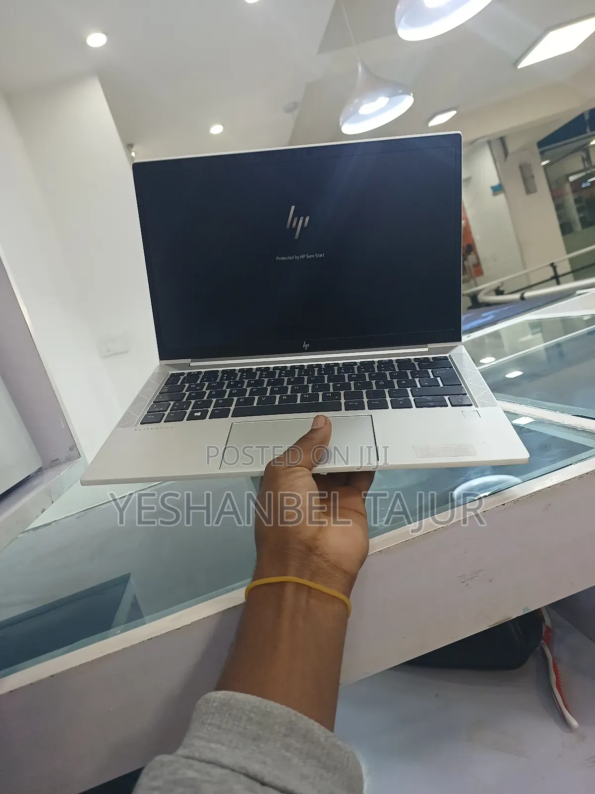 New Laptop HP EliteBook 835 G7 16GB AMD Ryzen 5 SSD 512GB
