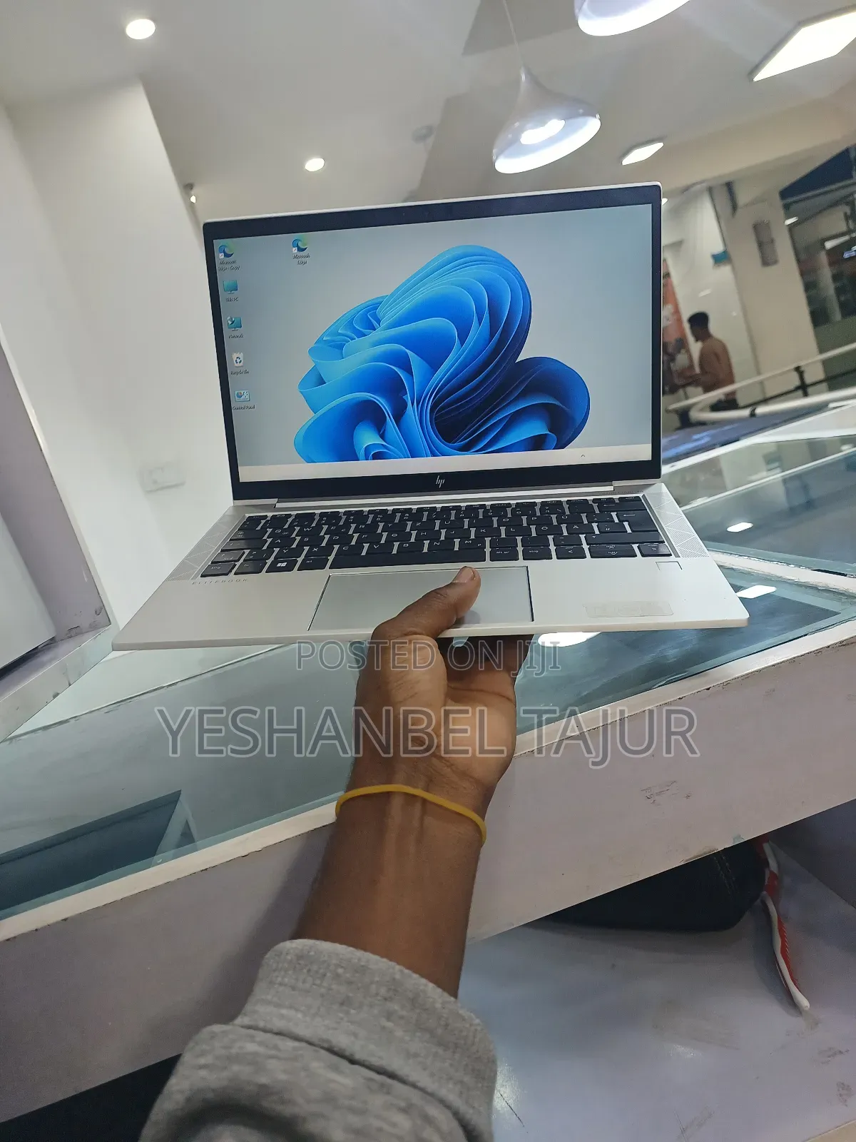 New Laptop HP EliteBook 835 G7 16GB AMD Ryzen 5 SSD 512GB