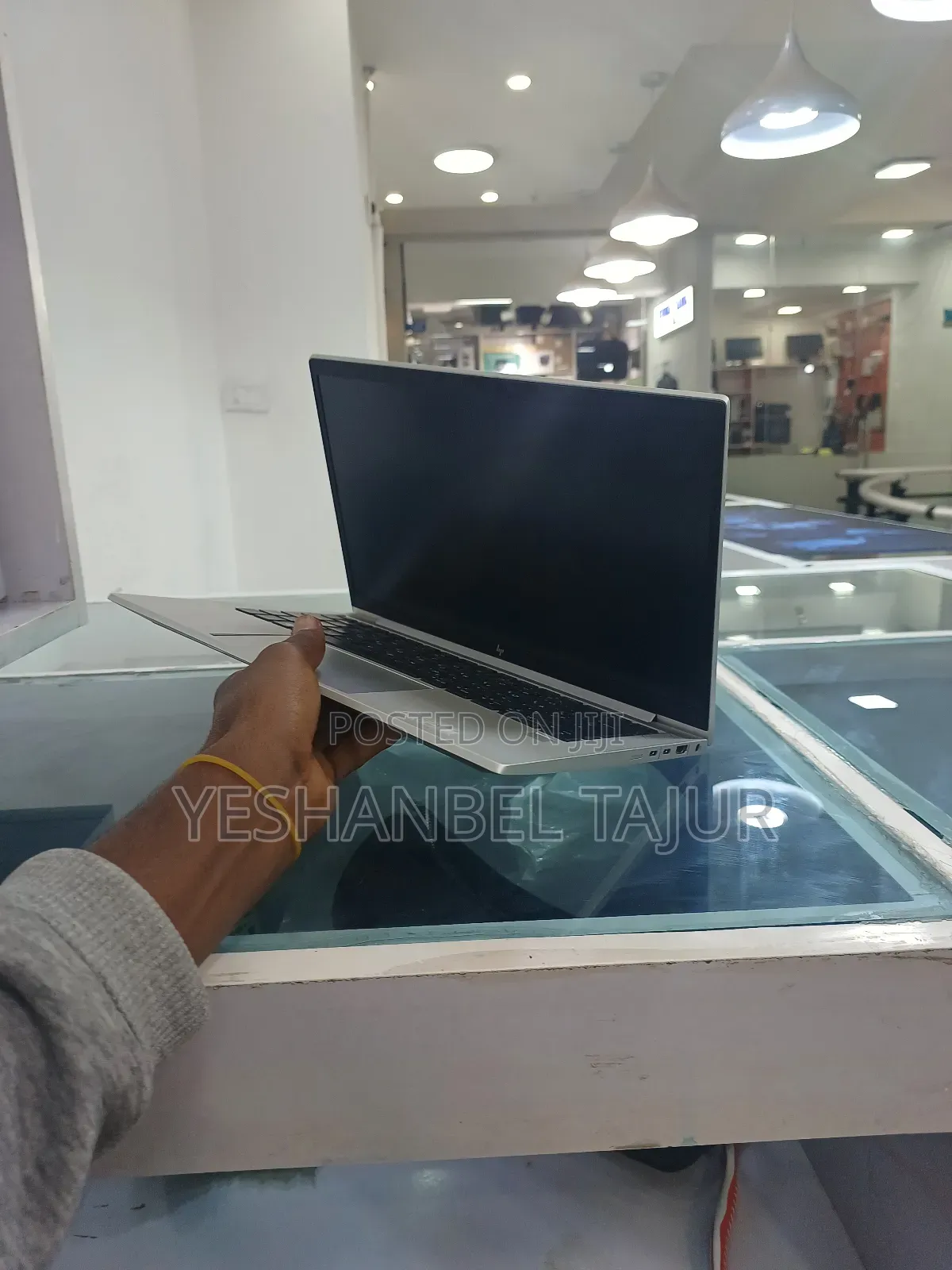 New Laptop HP EliteBook 835 G7 16GB AMD Ryzen 5 SSD 512GB