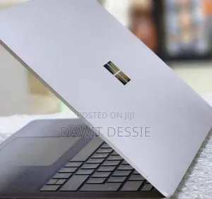 New Laptop Microsoft Surface 16GB Intel Core I7 SSD 256GB