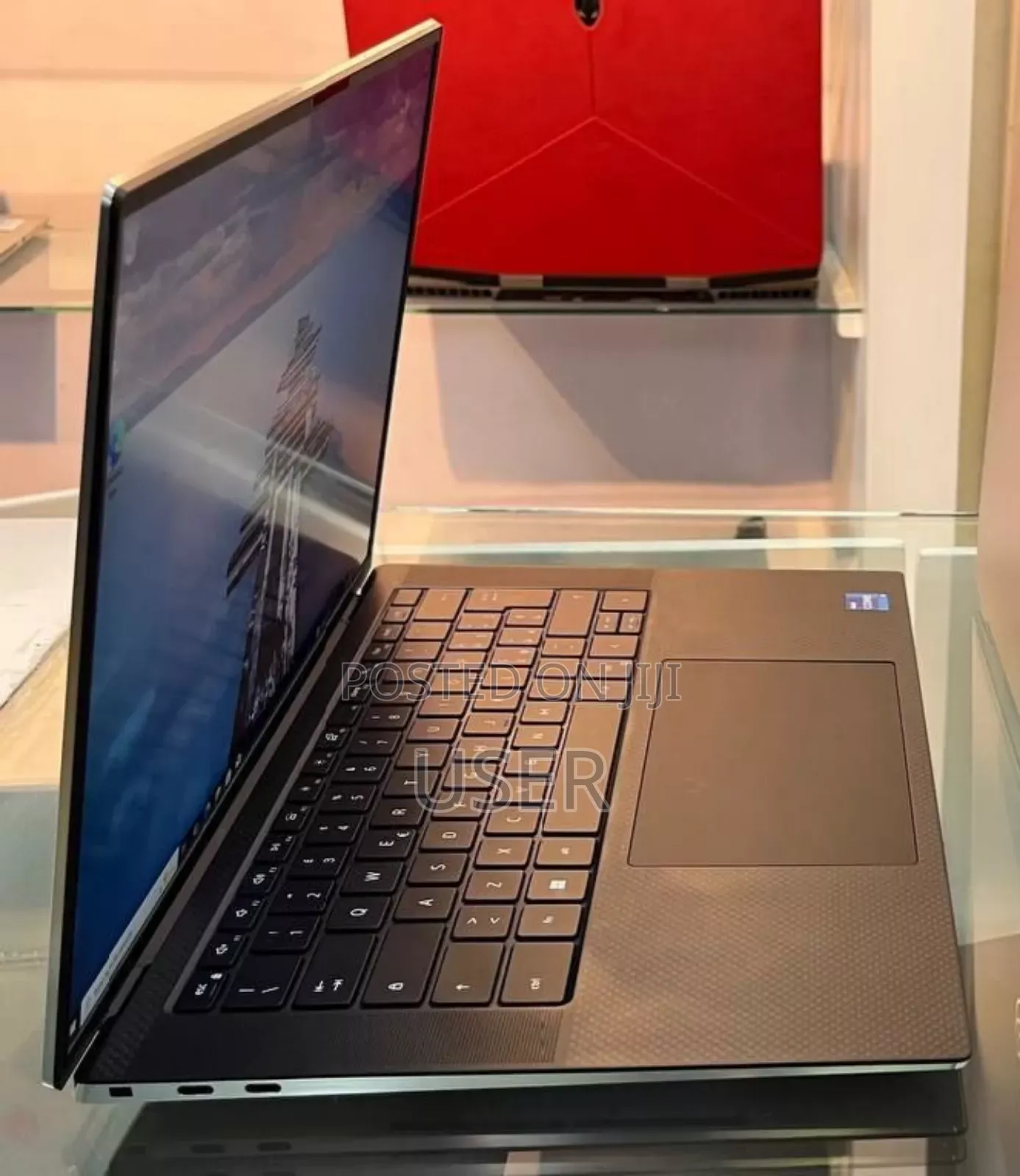 New Laptop Dell XPS 15 16GB Intel Core I7 SSD 512GB