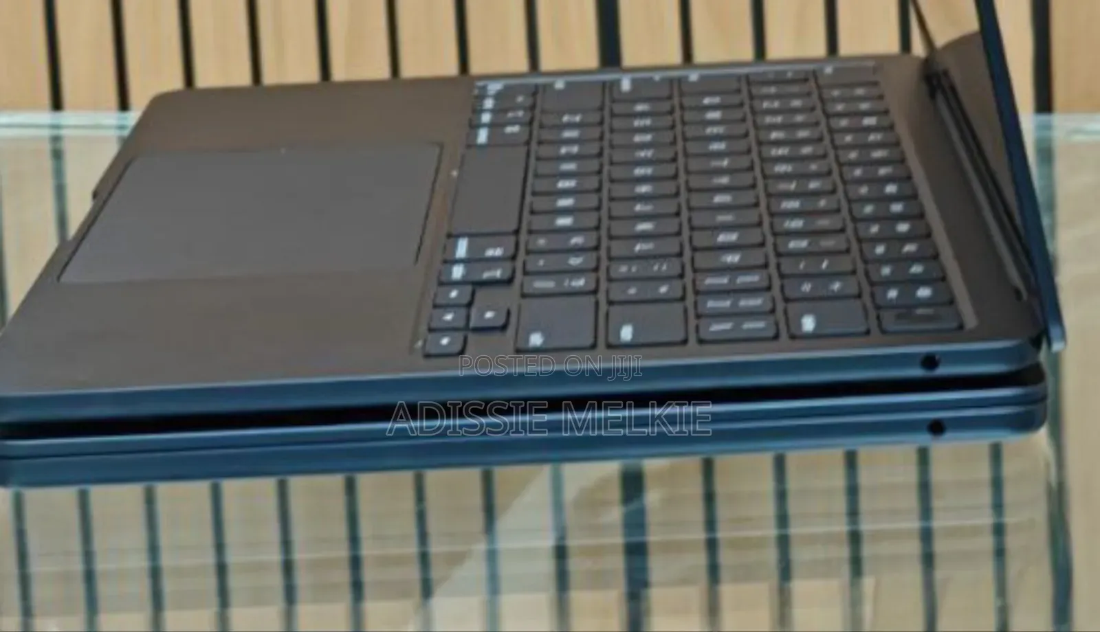 New Laptop Apple MacBook Air 2024 M3 13-Inch 8GB Apple M3 SSD 256GB