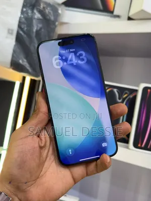 Photo - New Apple iPhone 15 Pro Max 256 GB