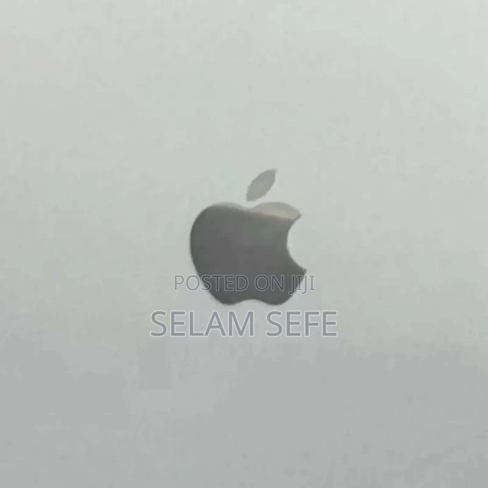 New Laptop Apple MacBook Air 2022 M2 8GB Apple M2 SSD 256GB