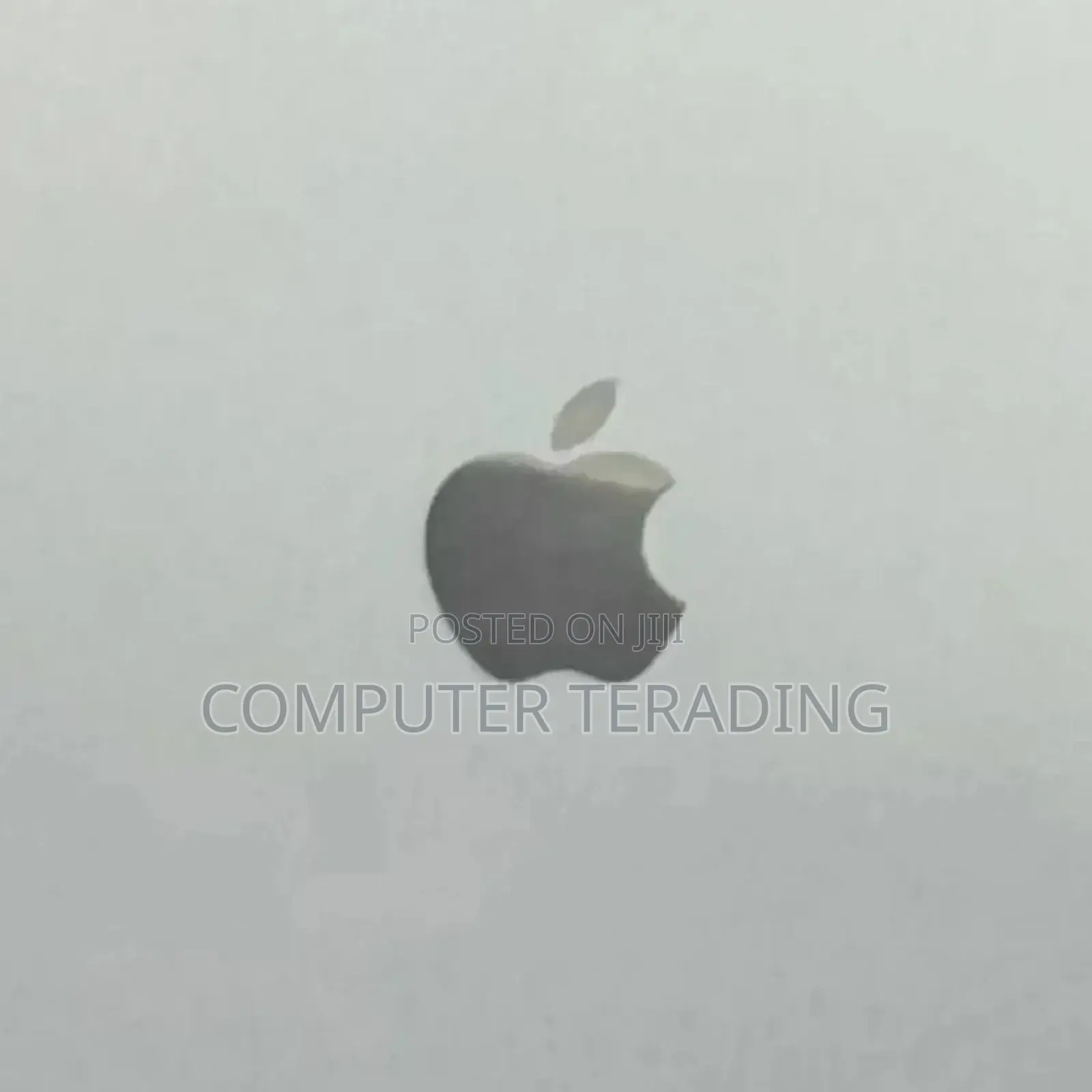 New Laptop Apple MacBook Air 2022 M2 8GB Apple M2 SSD 256GB