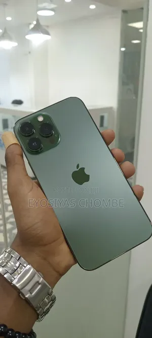 Photo - Apple iPhone 13 Pro Max 256 GB Green
