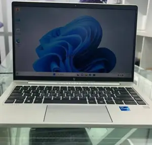 New Laptop HP EliteBook 830 G8 16GB Intel Core I7 SSD 512GB