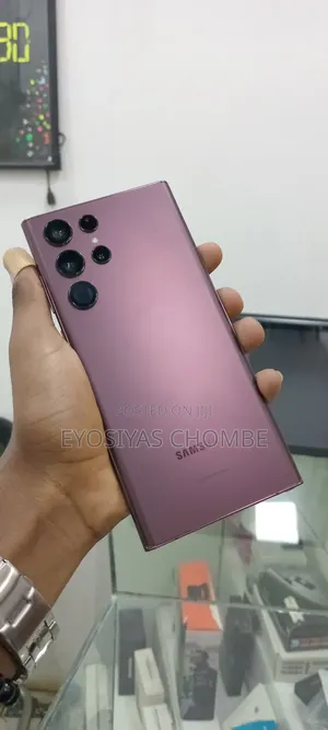 Photo - New Samsung Galaxy S22 Ultra 256 GB