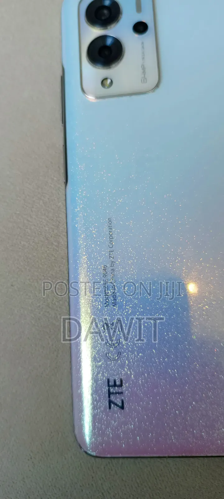 ZTE Blade V40 Pro 128 GB Silver