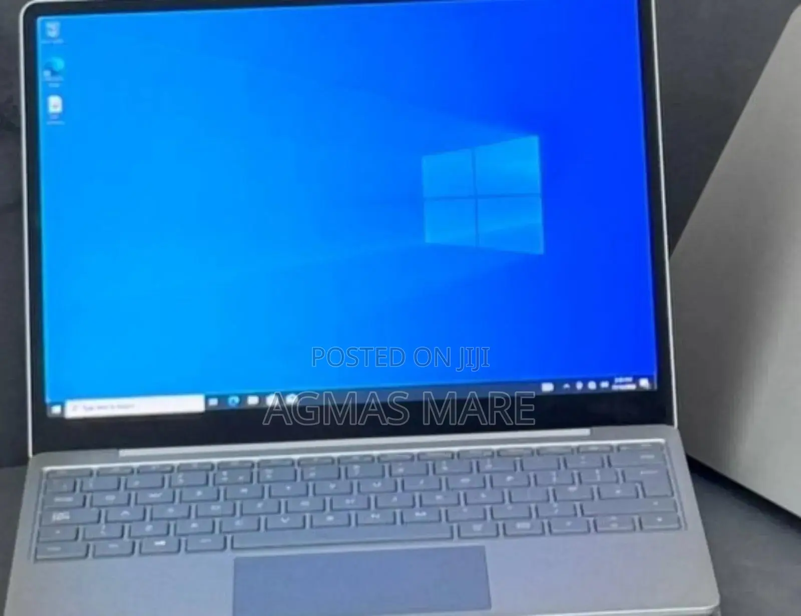 New Laptop Microsoft Surface Go 8GB Intel Core I5 SSD 256GB