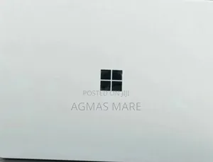 Photo - New Laptop Microsoft Surface Go 8GB Intel Core i5 SSD 512GB