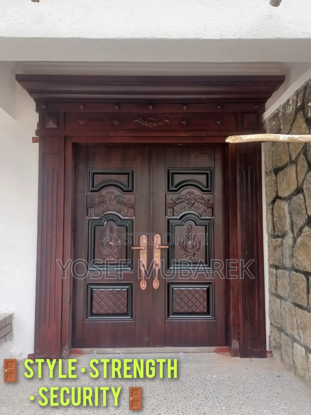 የማይነቃነቅ ጥንካሬ በአንድ በር ቪክቶር በር Victor