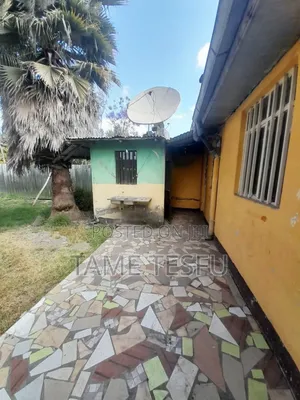 2bdrm House in ወሰን, Yeka for sale