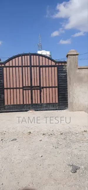 2bdrm House in ሀያት, Bole for sale