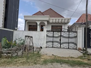 Photo - Furnished 3bdrm Villa in ሀያት, Bole for sale