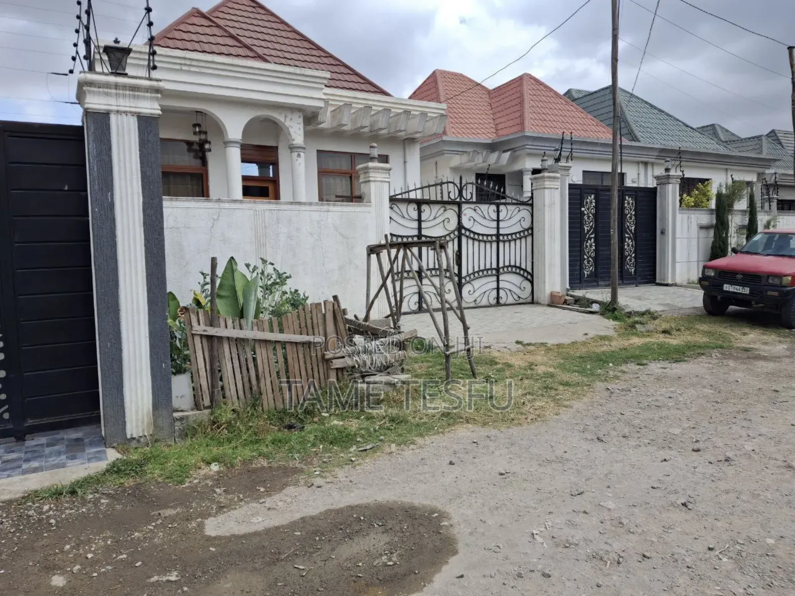 Furnished 3bdrm Villa in ሀያት, Bole for sale