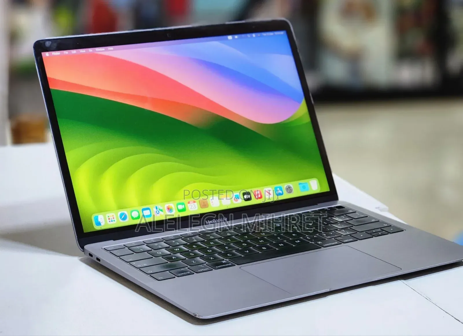 New Laptop Apple MacBook Air 2019 8GB Intel Core I5 SSD 256GB