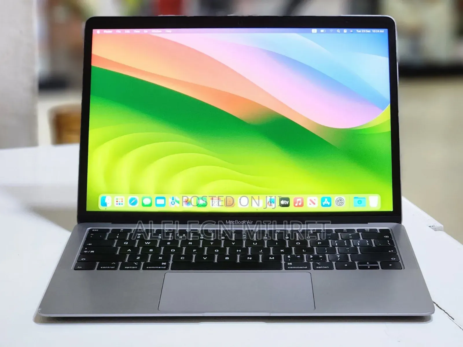 New Laptop Apple MacBook Air 2019 8GB Intel Core I5 SSD 256GB