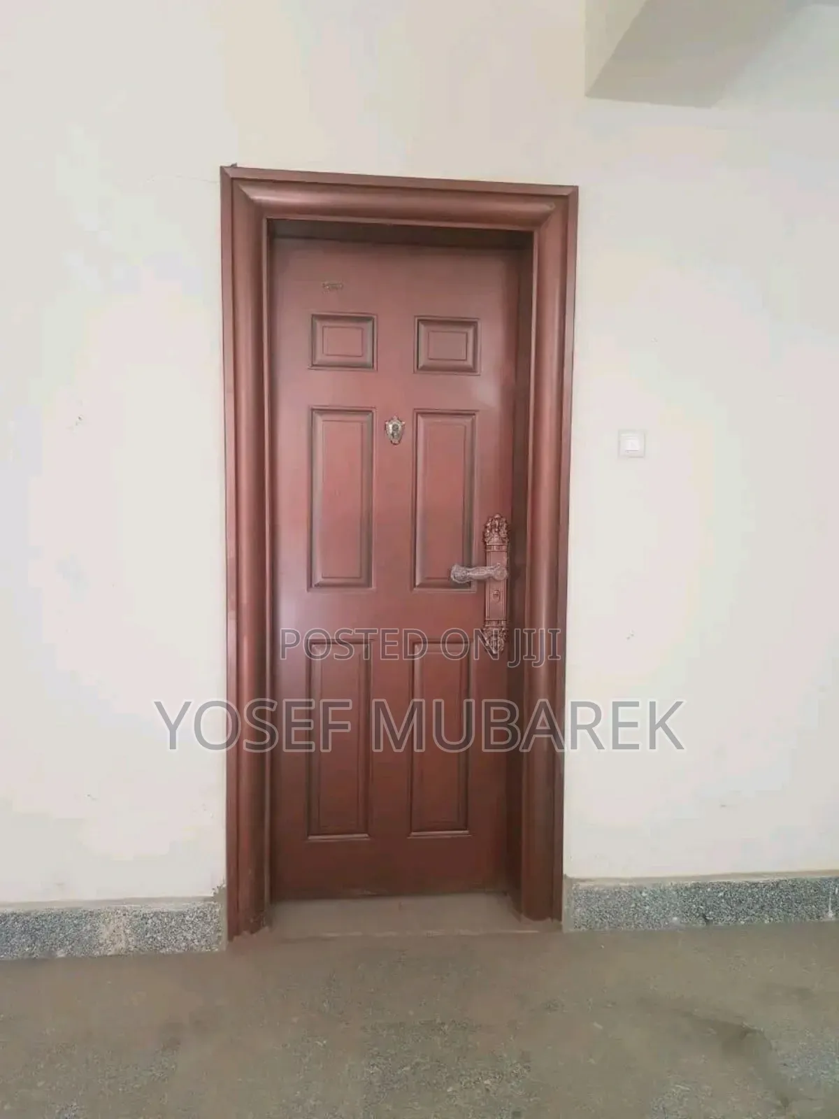 የገና ልዩ ቅናሽ በቪክቶር በር Victor Door