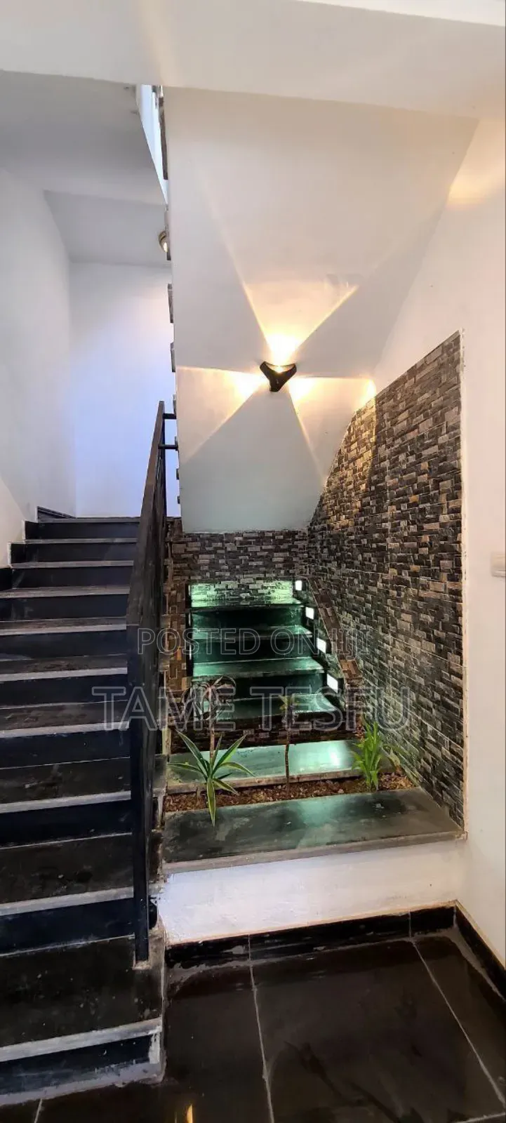 Furnished 6bdrm House in ቦሌ ቡልቡላ, Bole for sale