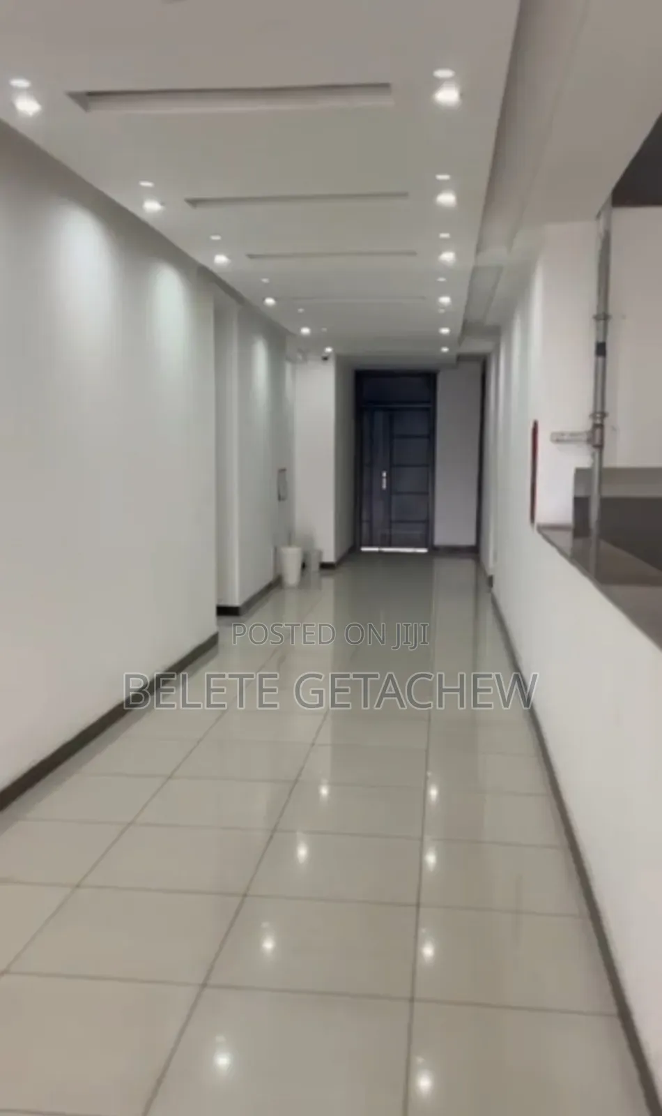 3bdrm Apartment in Signal Road, Luxury, Yeka for sale