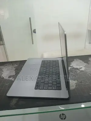 New Laptop Apple MacBook Pro 64GB Apple M1 Max SSD 1T