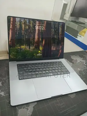 New Laptop Apple MacBook Pro 64GB Apple M1 Max SSD 1T