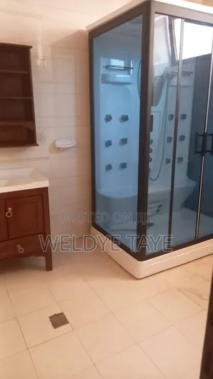 Furnished 5bdrm House in Bole for sale