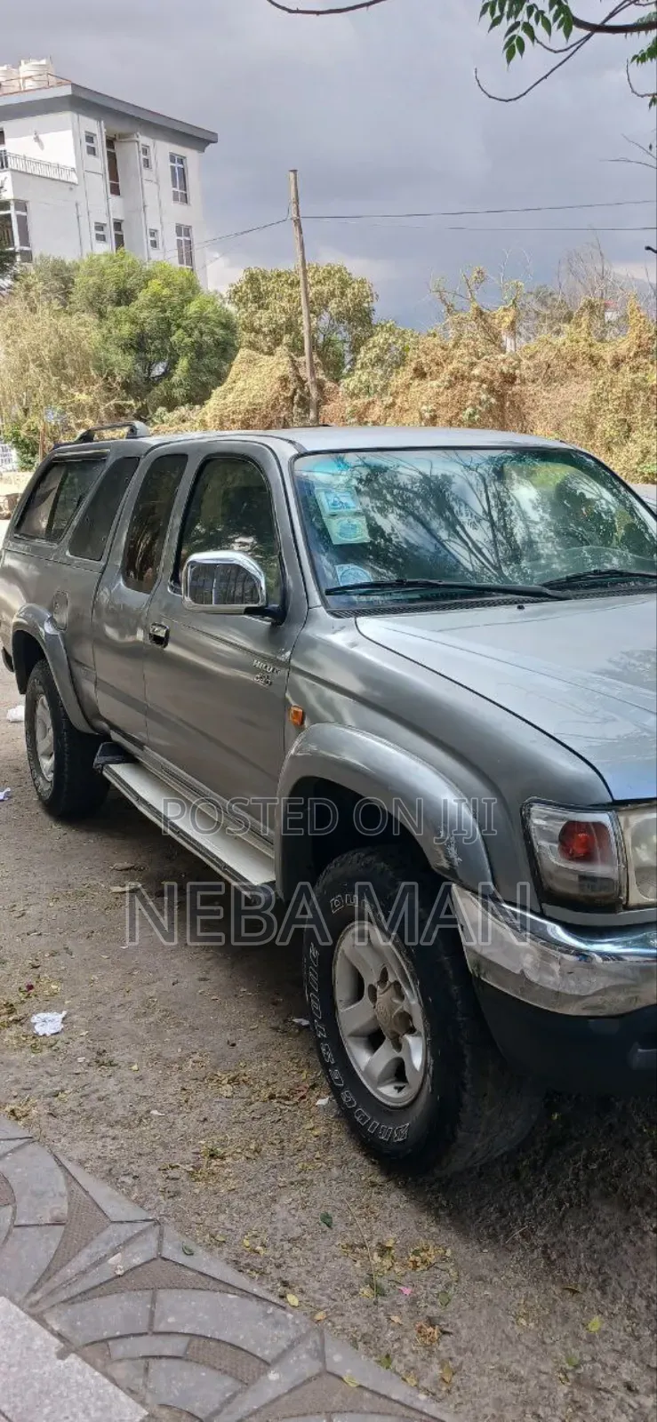 Toyota Hilux 2003 Silver