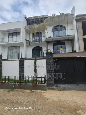 Furnished 8bdrm House in Bole for sale