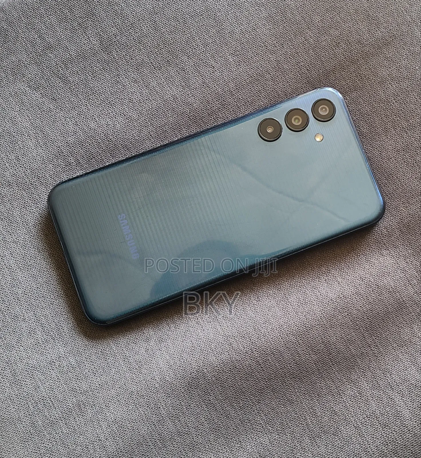 Samsung Galaxy M15 128 GB Gray