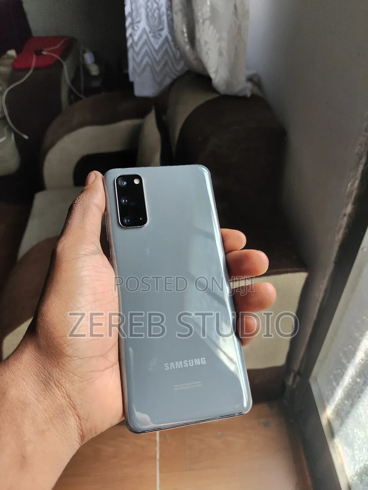 Samsung Galaxy S20 128 GB Gray