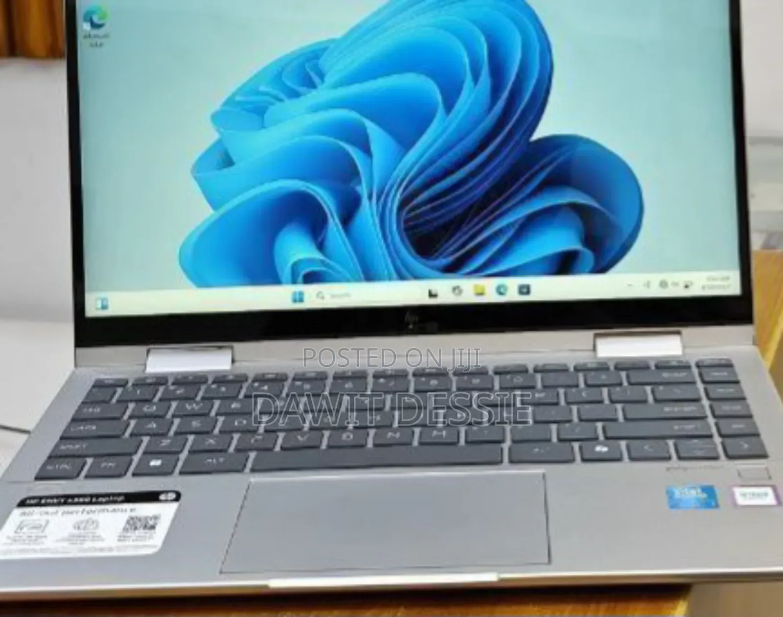 New Laptop HP Envy X360 16GB Intel Core 7 SSD 1T