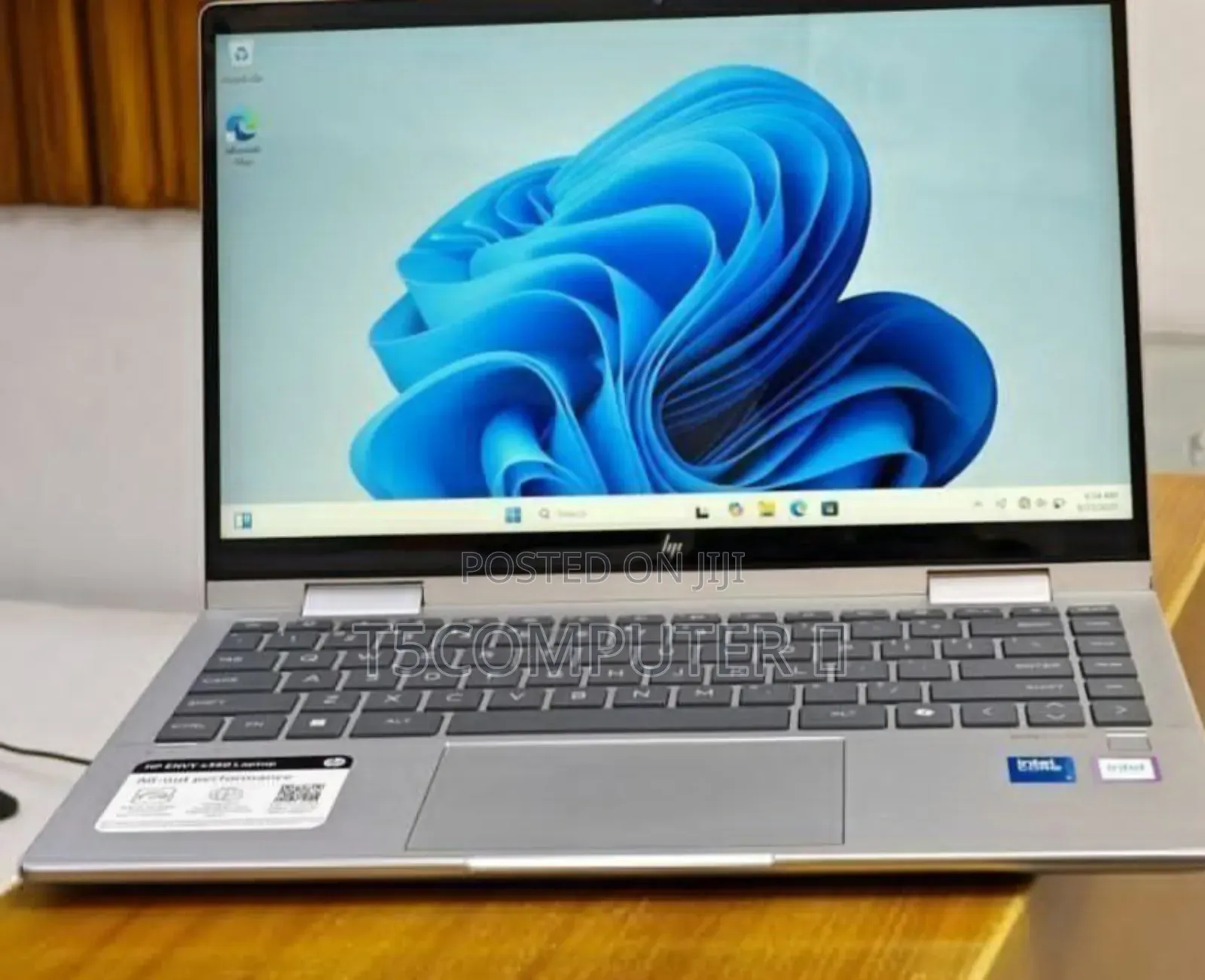 New Laptop HP Envy X360 16GB Intel Core 7 SSD 1T