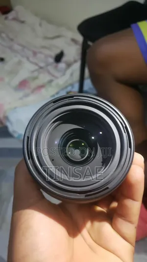 Photo - Sigma 28_70 E,Mount Lens Almost New