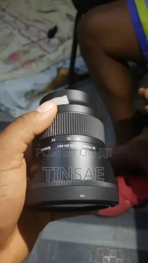 Sigma 28_70 E,Mount Lens Almost New