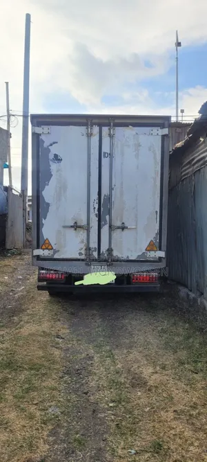 Dongfeng Glory 2021 White