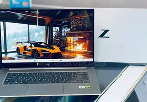 New Laptop HP ZBook Studio G8 32GB Intel Core i7 SSD 1T