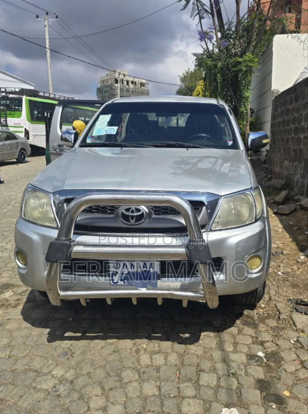 Toyota Hilux 2010 Gold