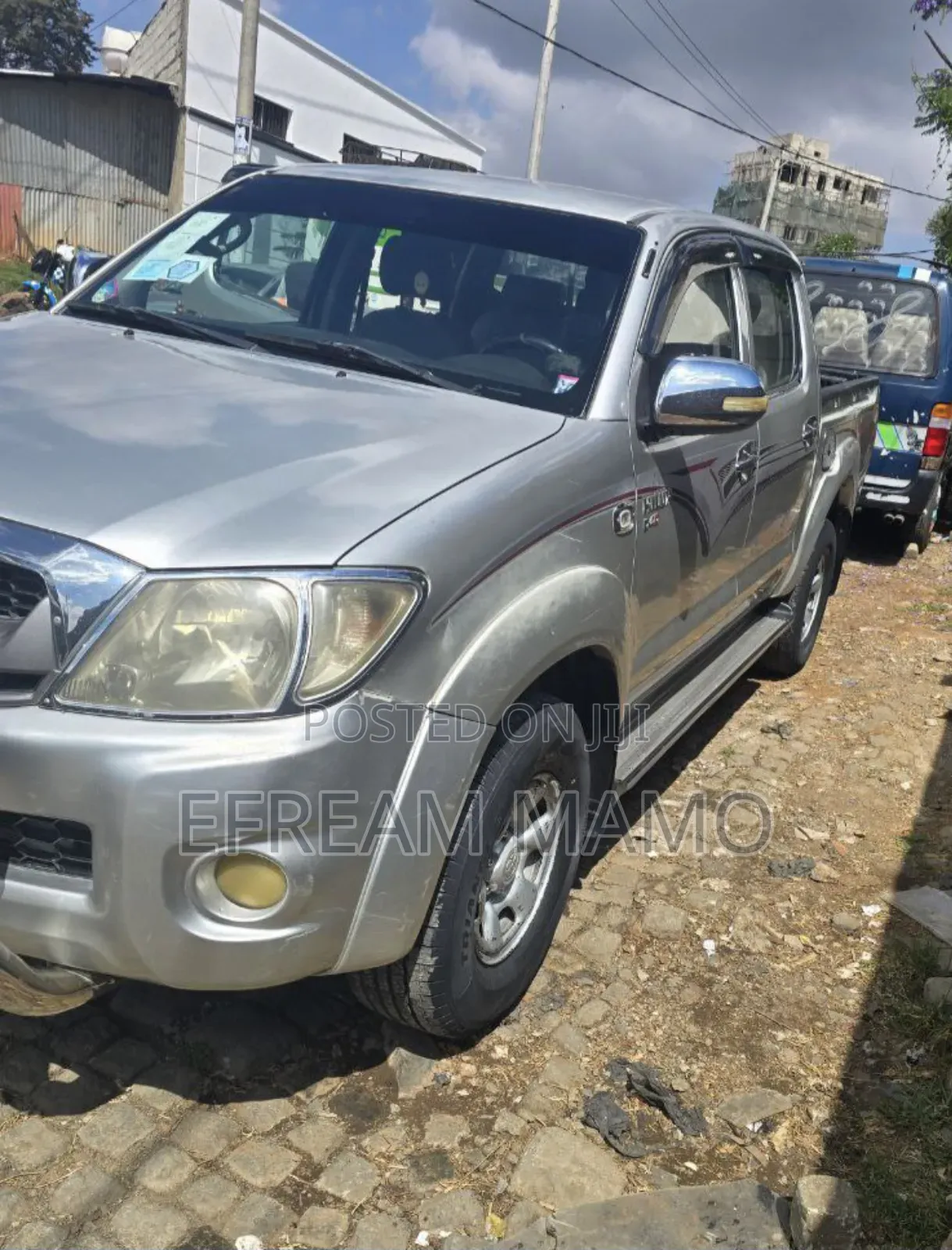 Toyota Hilux 2010 Gold