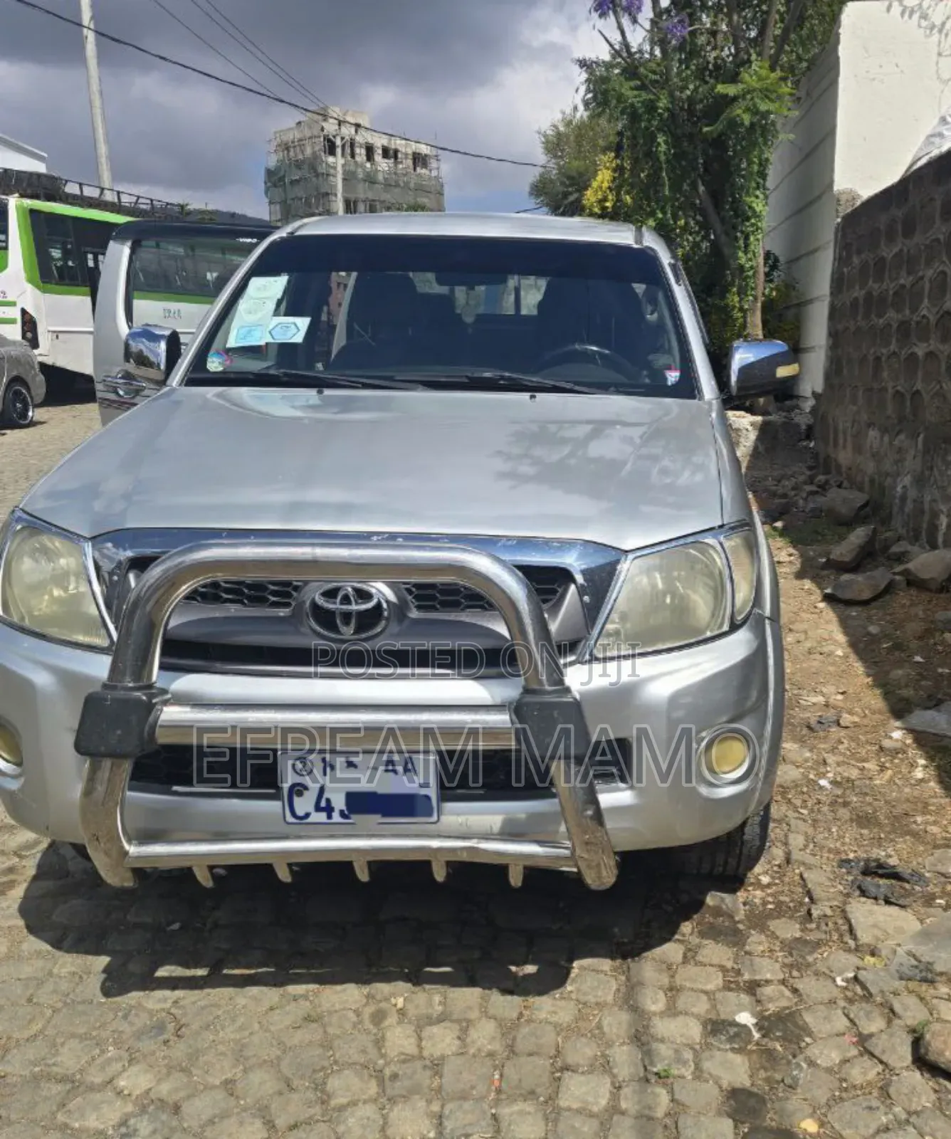Toyota Hilux 2010 Gold